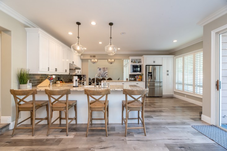 Modern kitchen and dining room