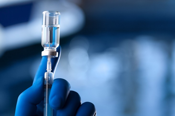 needle and vaccine